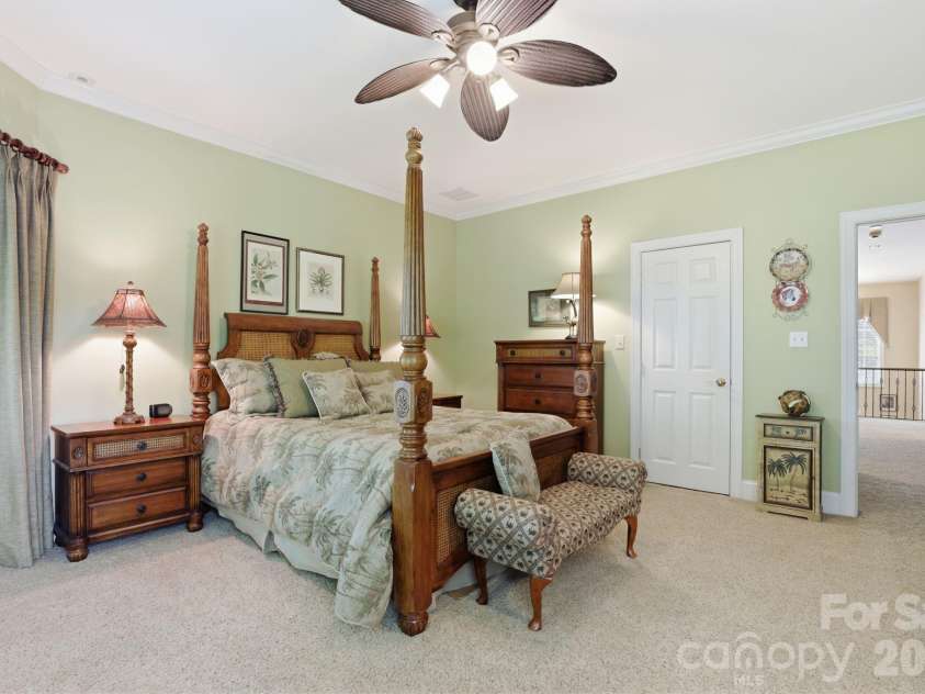 7631 Dellinger Road, Denver, NC 28037.  MLS# CAR4395750, YatesRealty ID 36807. Another room