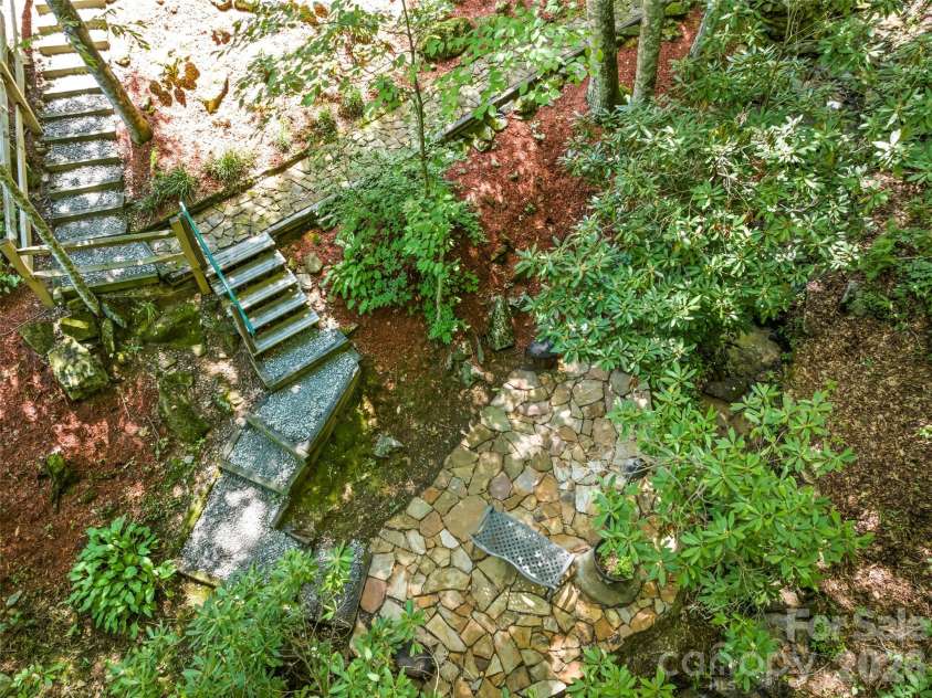 528 Brannon Forest Drive, Waynesville, NC 28785.  MLS# CAR4402241, YatesRealty ID 36808. 