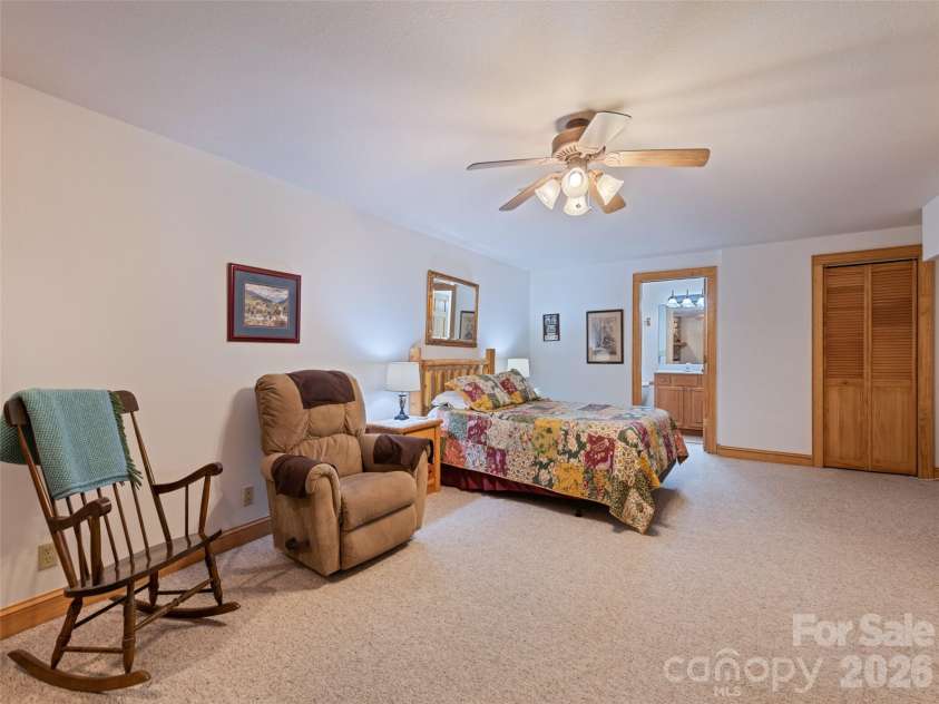 528 Brannon Forest Drive, Waynesville, NC 28785.  MLS# CAR4402241, YatesRealty ID 36808. 