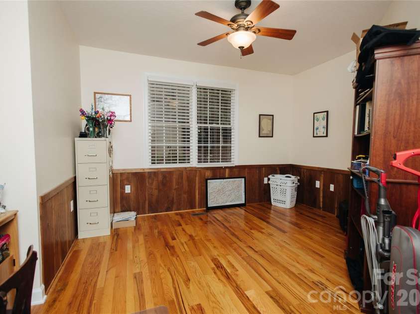 487 Cross Creek Drive, Marion, NC 28752.  MLS# CAR4398543, YatesRealty ID 36809. 