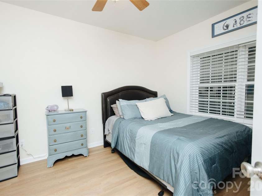 487 Cross Creek Drive, Marion, NC 28752.  MLS# CAR4398543, YatesRealty ID 36809. 
