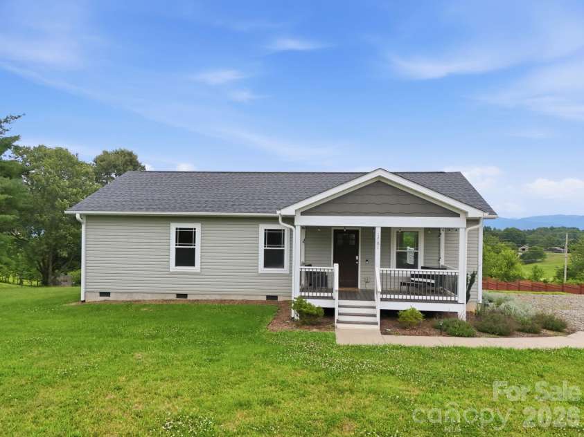 1781 Bear Creek Road, Leicester, NC 28748.  MLS# CAR4367233, YatesRealty ID 36812. 