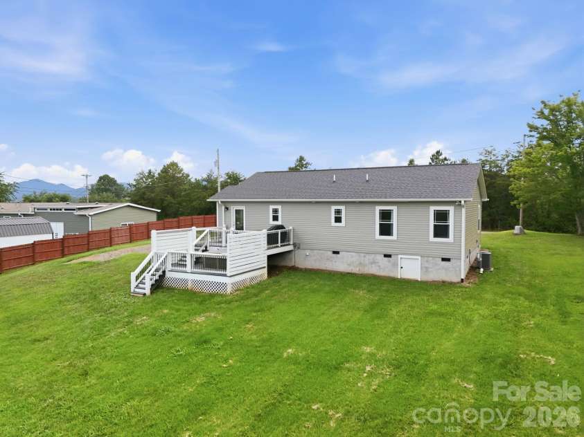 1781 Bear Creek Road, Leicester, NC 28748.  MLS# CAR4367233, YatesRealty ID 36812. 