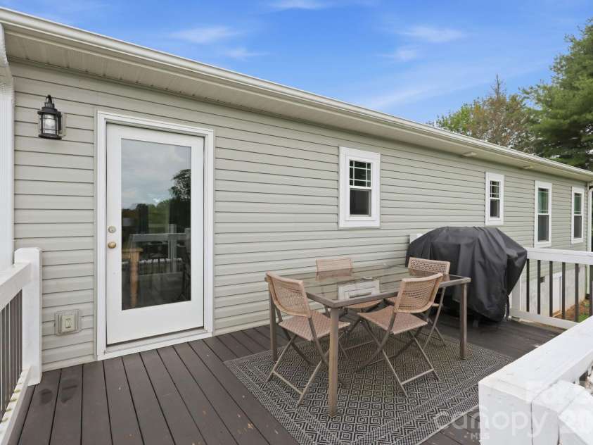 1781 Bear Creek Road, Leicester, NC 28748.  MLS# CAR4367233, YatesRealty ID 36812. 