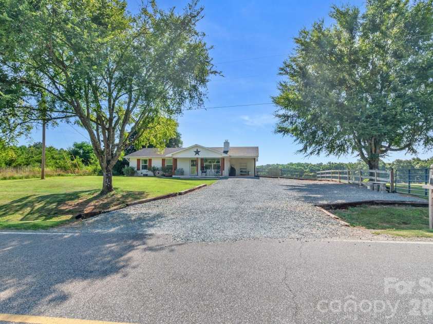 2307 Tanner Road, Marshville, NC 28103.  MLS# CAR4397645, YatesRealty ID 36814. 