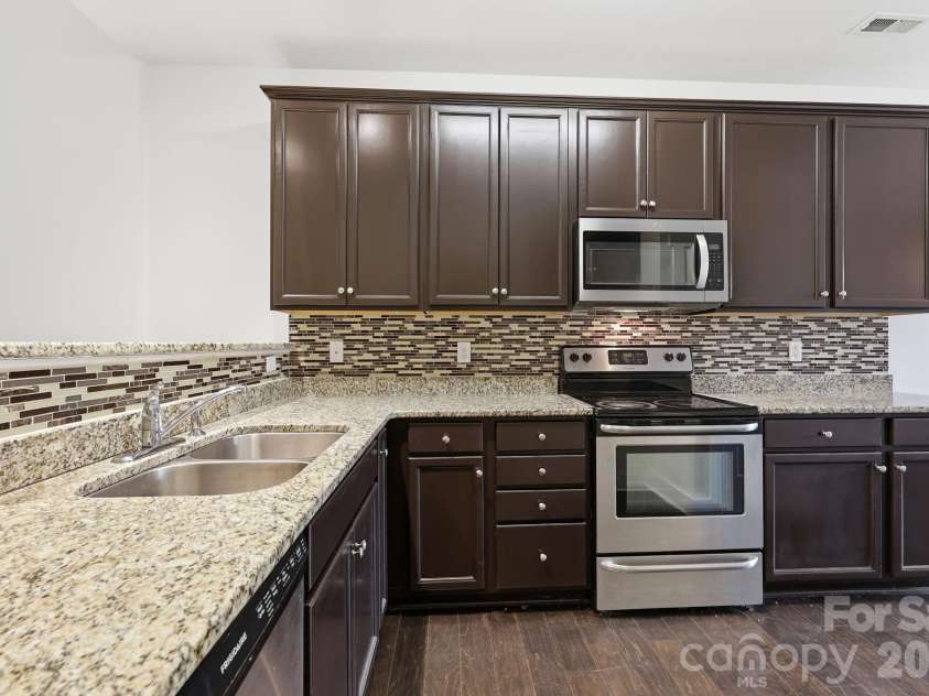 11 Ringed Teal Court, Arden, NC 28704.  MLS# CAR4394413, YatesRealty ID 36817. 