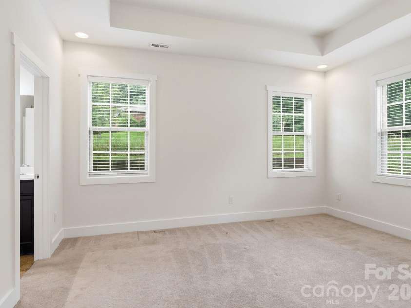 11 Ringed Teal Court, Arden, NC 28704.  MLS# CAR4394413, YatesRealty ID 36817. 