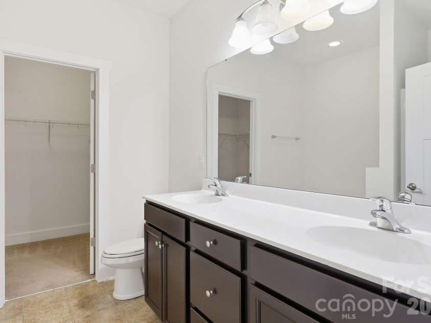 11 Ringed Teal Court, Arden, NC 28704.  MLS# CAR4394413, YatesRealty ID 36817. 