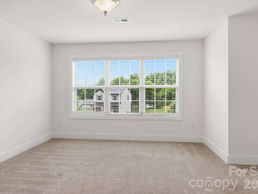 11 Ringed Teal Court, Arden, NC 28704.  MLS# CAR4394413, YatesRealty ID 36817. 