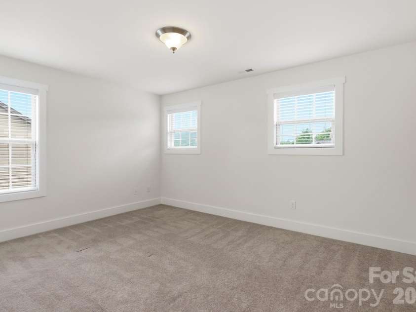 11 Ringed Teal Court, Arden, NC 28704.  MLS# CAR4394413, YatesRealty ID 36817. 