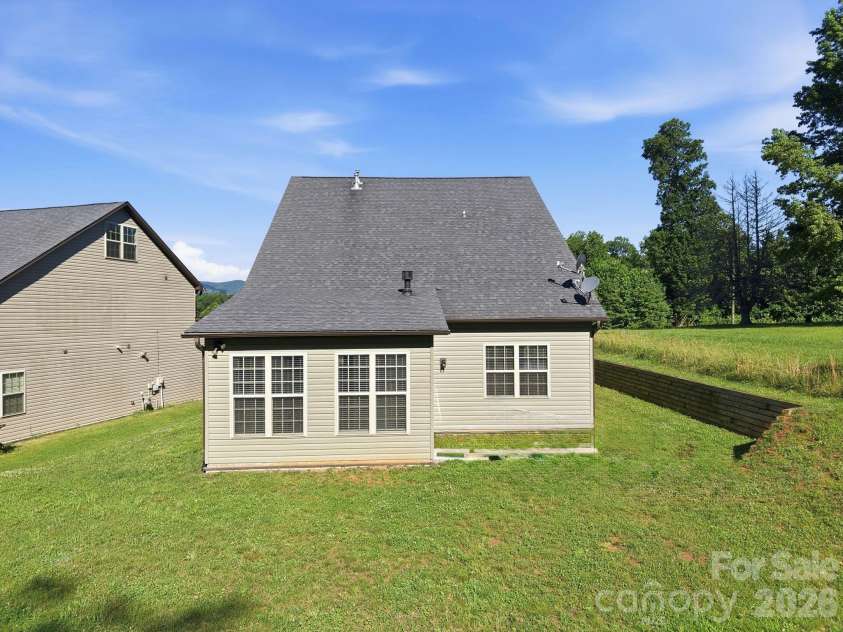 11 Ringed Teal Court, Arden, NC 28704.  MLS# CAR4394413, YatesRealty ID 36817. 