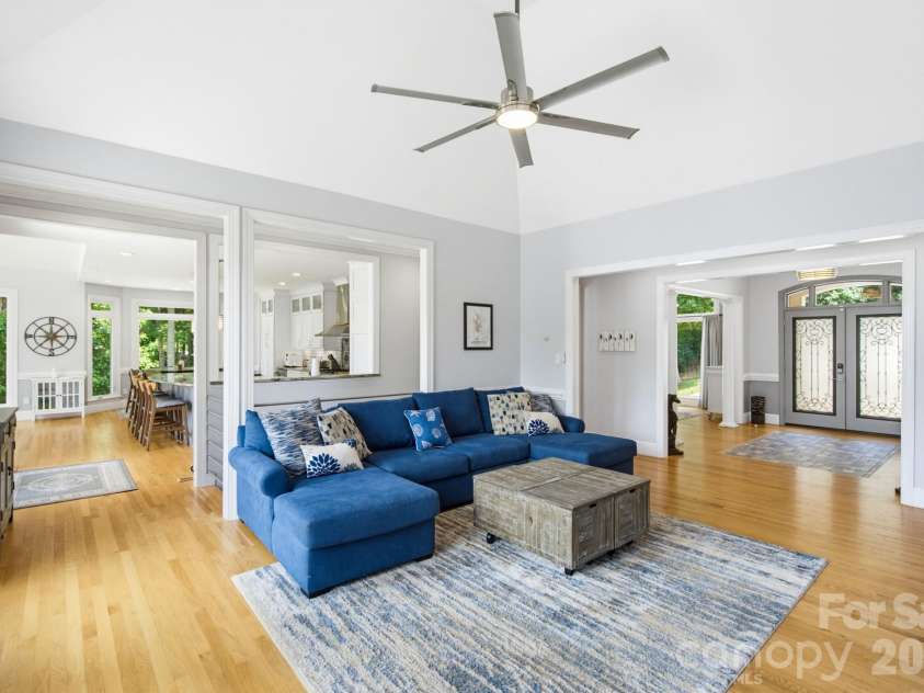 131 Point Of View Drive, Mooresville, NC 28117.  MLS# CAR4398658, YatesRealty ID 36819. 