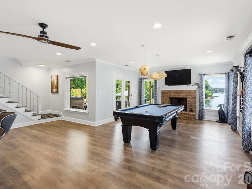 131 Point Of View Drive, Mooresville, NC 28117.  MLS# CAR4398658, YatesRealty ID 36819. 