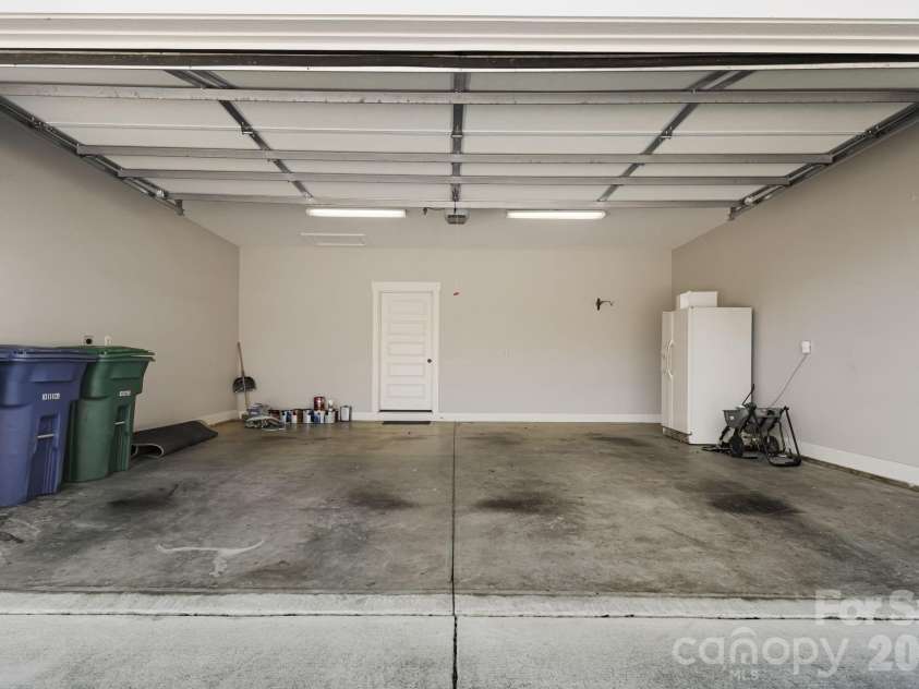 5 Magnolia Farms Drive, Asheville, NC 28806.  MLS# CAR4342638, YatesRealty ID 3682. 