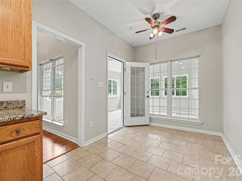 10508 Hellebore Road, Charlotte, NC 28213.  MLS# CAR4393296, YatesRealty ID 36822. 