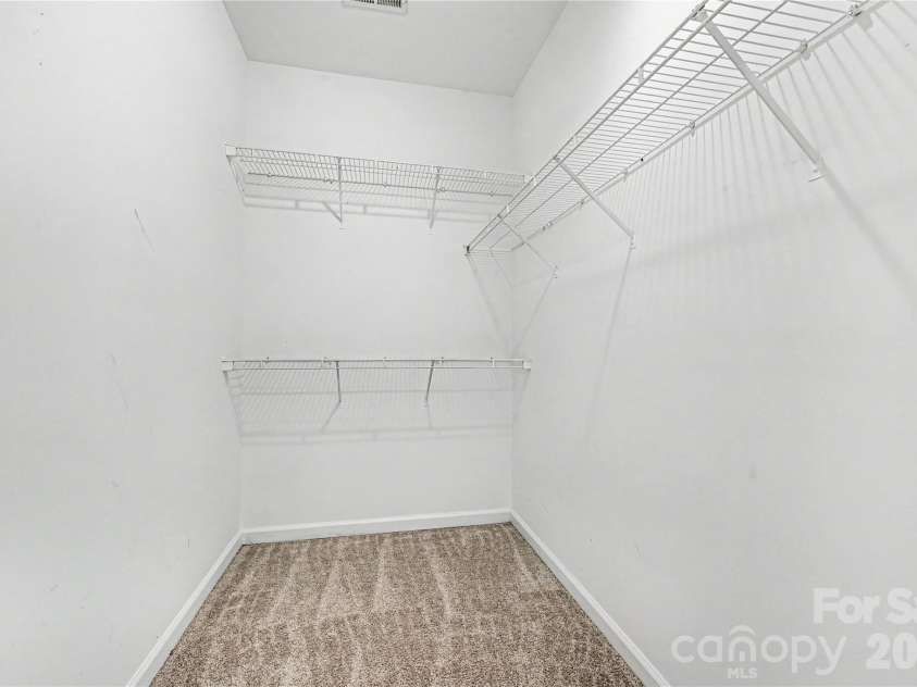 10508 Hellebore Road, Charlotte, NC 28213.  MLS# CAR4393296, YatesRealty ID 36822. 