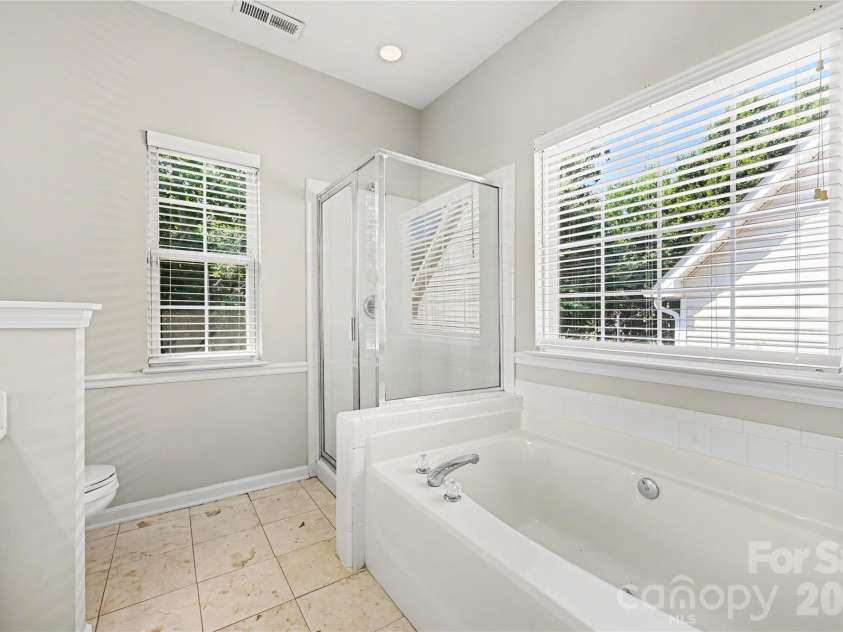 10508 Hellebore Road, Charlotte, NC 28213.  MLS# CAR4393296, YatesRealty ID 36822. 