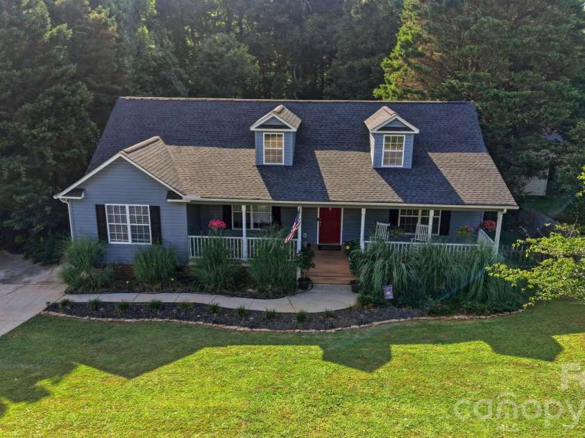 563 Menzies Drive, Rock Hill, SC 29730.  MLS# CAR4403217, YatesRealty ID 36823. 