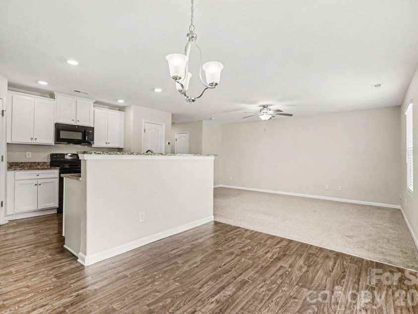 2240 Latimer Lane, Charlotte, NC 28214.  MLS# CAR4400706, YatesRealty ID 36825. 