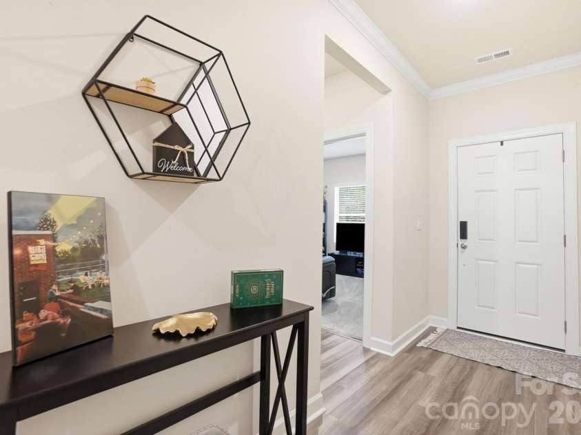 5110 Turtle Creek Drive, Denver, NC 28037.  MLS# CAR4399103, YatesRealty ID 36826. 