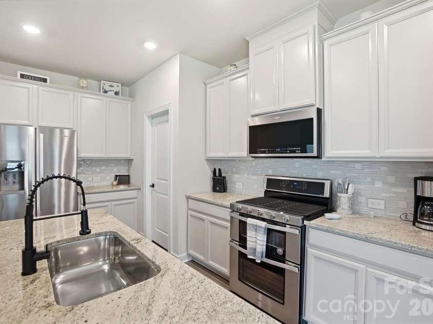 5110 Turtle Creek Drive, Denver, NC 28037.  MLS# CAR4399103, YatesRealty ID 36826. 