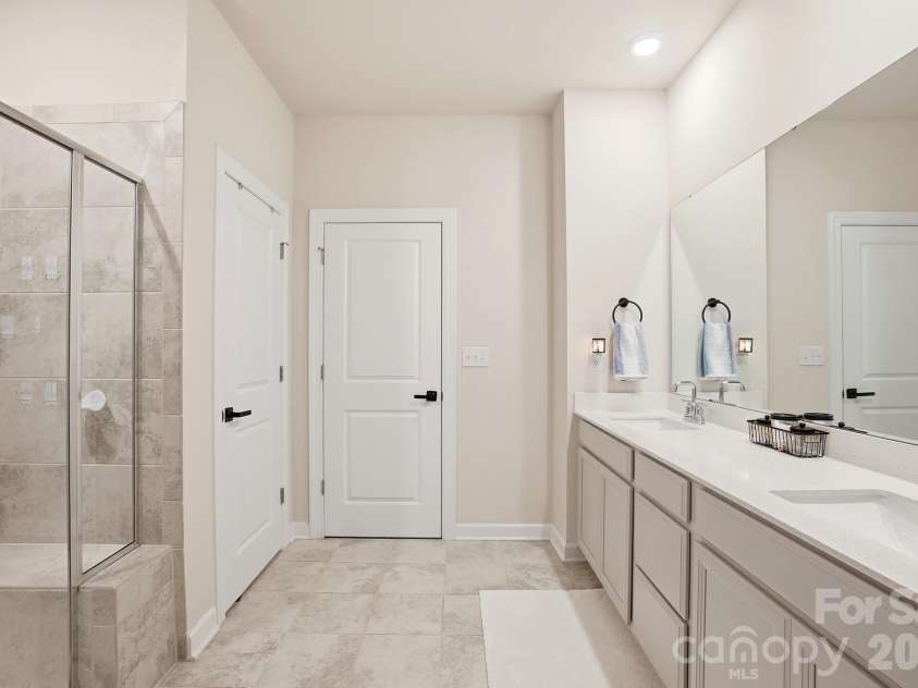 5110 Turtle Creek Drive, Denver, NC 28037.  MLS# CAR4399103, YatesRealty ID 36826. 