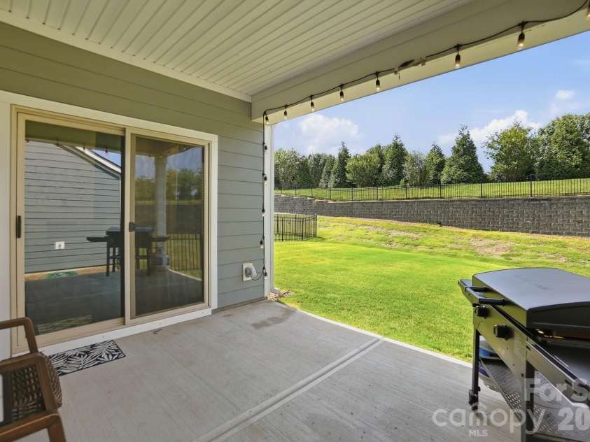5110 Turtle Creek Drive, Denver, NC 28037.  MLS# CAR4399103, YatesRealty ID 36826. 