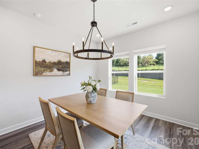 5110 Turtle Creek Drive, Denver, NC 28037.  MLS# CAR4399103, YatesRealty ID 36826. New dining room light
