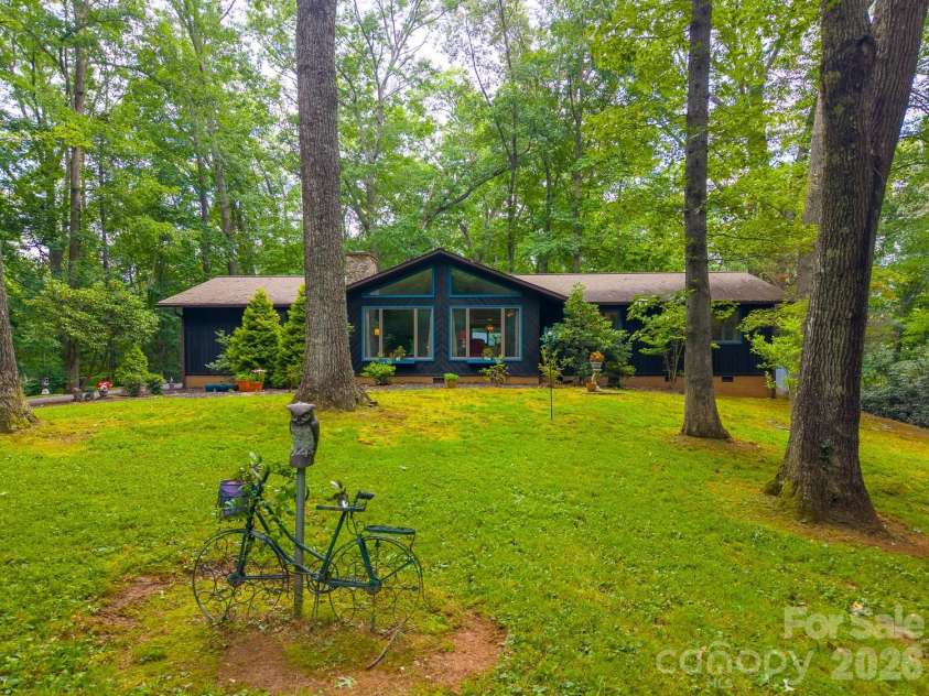 278 Crocus Lane, Sylva, NC 28779.  MLS# CAR4402695, YatesRealty ID 36829. 