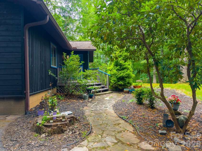 278 Crocus Lane, Sylva, NC 28779.  MLS# CAR4402695, YatesRealty ID 36829. 