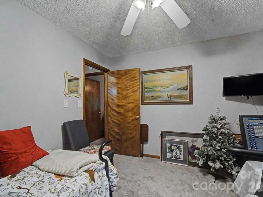 278 Crocus Lane, Sylva, NC 28779.  MLS# CAR4402695, YatesRealty ID 36829. 