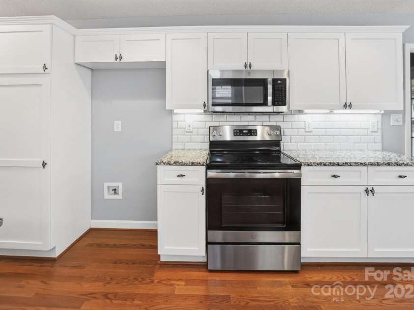 107 Bevington Way, Mooresville, NC 28117.  MLS# CAR4328029, YatesRealty ID 3683. 