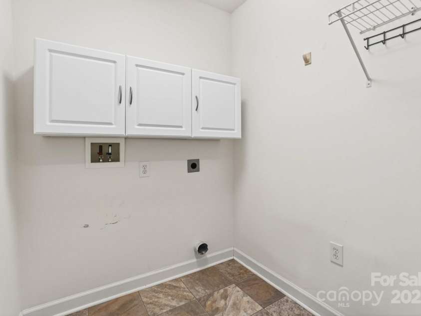 107 Bevington Way, Mooresville, NC 28117.  MLS# CAR4328029, YatesRealty ID 3683. 