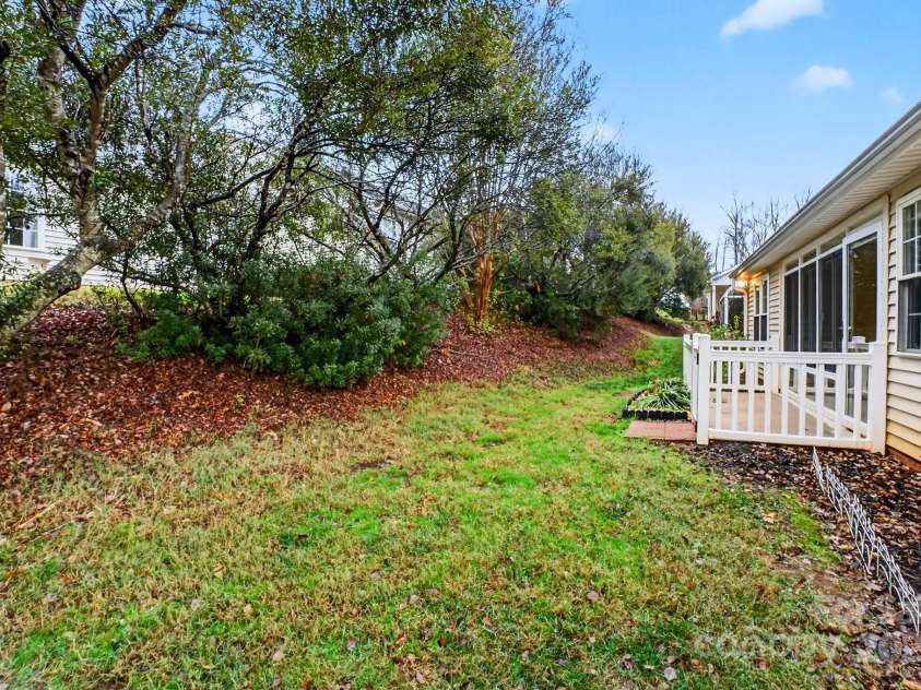 107 Bevington Way, Mooresville, NC 28117.  MLS# CAR4328029, YatesRealty ID 3683. 