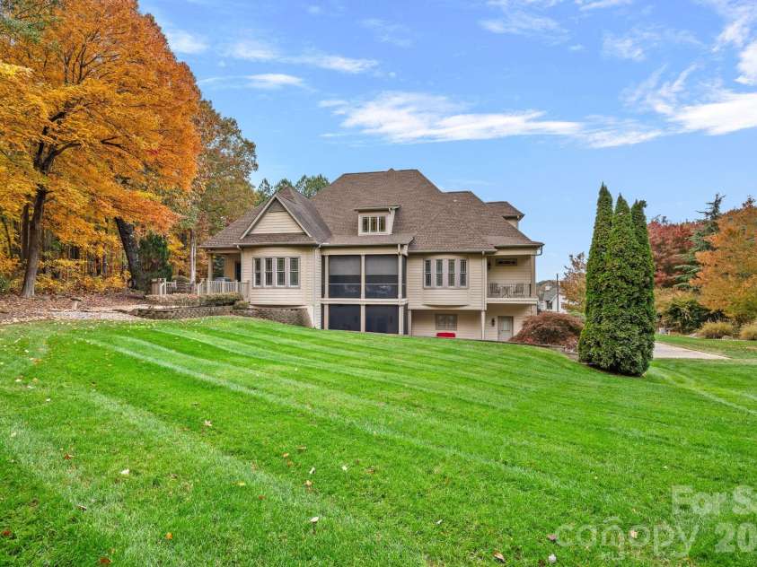 8056 Windsong Road, Denver, NC 28037.  MLS# CAR4338540, YatesRealty ID 3683. Almost 1.4 acres of a beautiful, park-like setting!