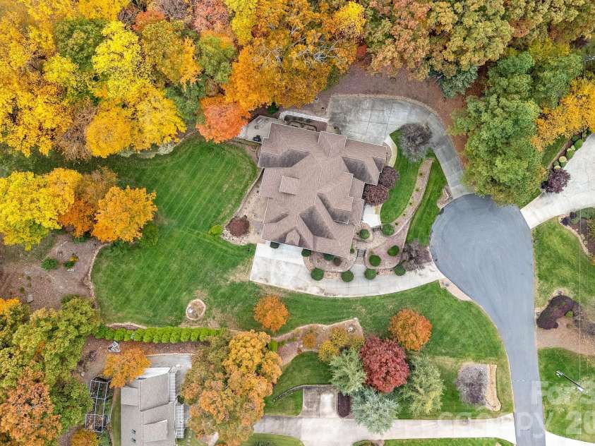 8056 Windsong Road, Denver, NC 28037.  MLS# CAR4338540, YatesRealty ID 3683. Almost 1.4 acres of a beautiful, park-like setting!