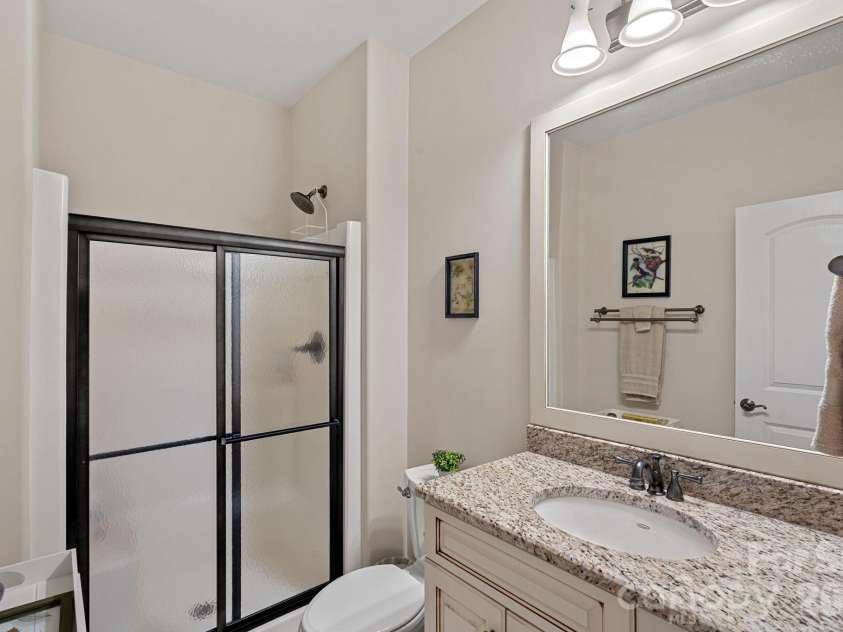 8056 Windsong Road, Denver, NC 28037.  MLS# CAR4338540, YatesRealty ID 3683. En-suite for guest bedroom #2.