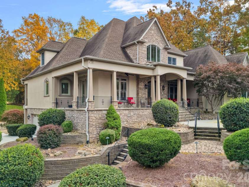 8056 Windsong Road, Denver, NC 28037.  MLS# CAR4338540, YatesRealty ID 3683. Welcome to 8056 Windsong Rd., Denver!