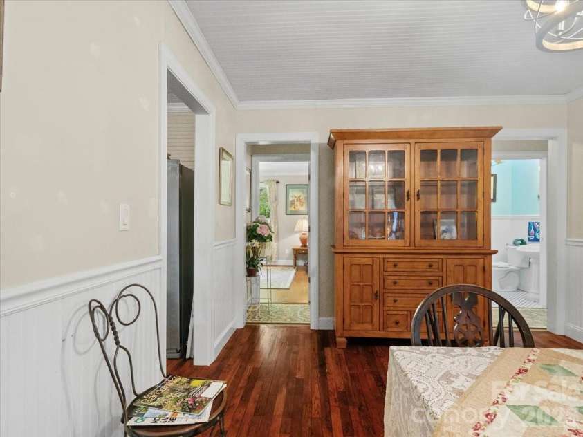 9130 Double Island Road, Green Mountain, NC 28740.  MLS# CAR4400498, YatesRealty ID 36831. 