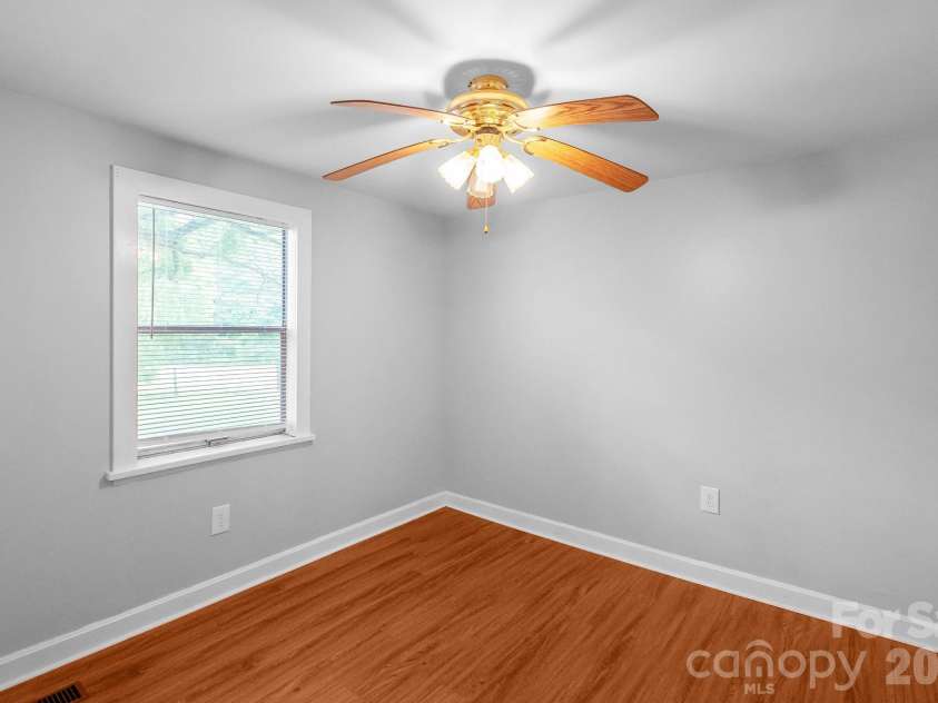 197 Faulkenberry Road, Pageland, SC 29728.  MLS# CAR4401542, YatesRealty ID 36836. 