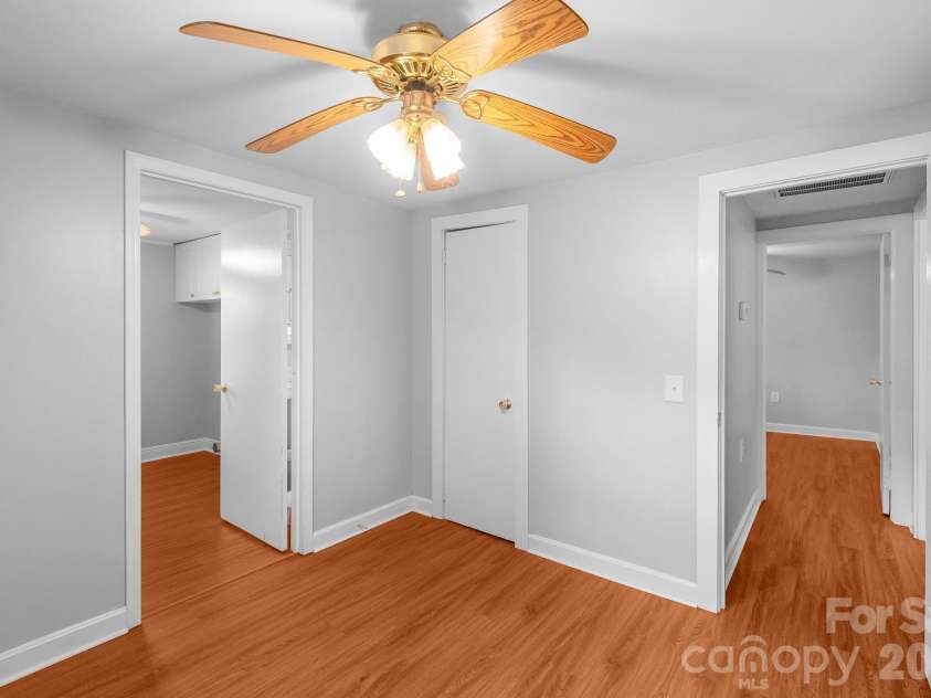 197 Faulkenberry Road, Pageland, SC 29728.  MLS# CAR4401542, YatesRealty ID 36836. 