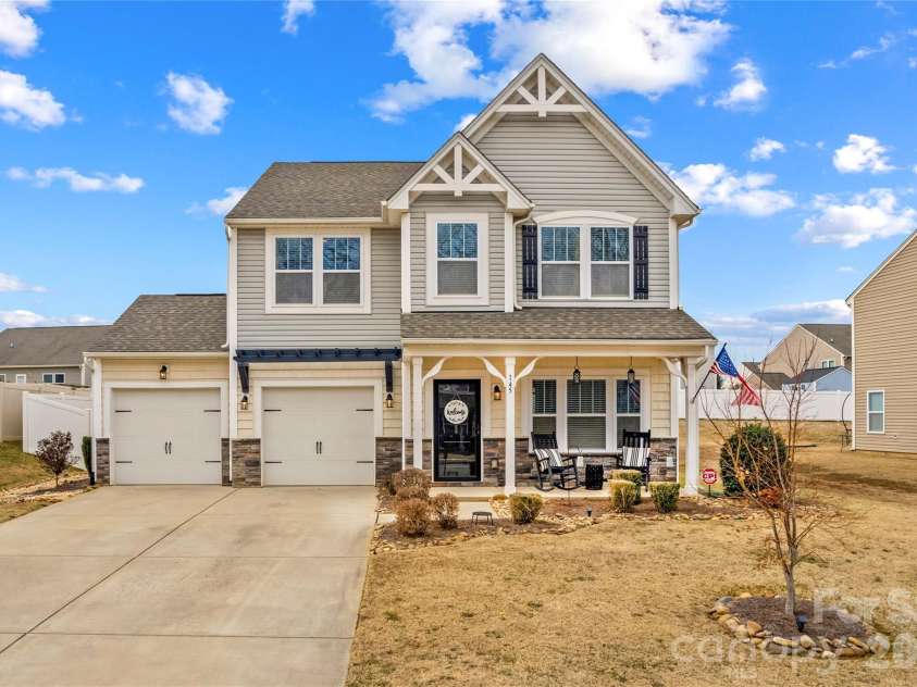 145 Jobe Drive, Statesville, NC 28677.  MLS# CAR4344833, YatesRealty ID 3684. 