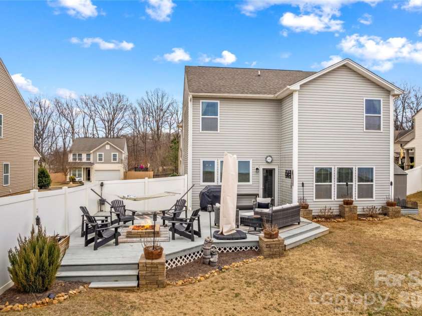 145 Jobe Drive, Statesville, NC 28677.  MLS# CAR4344833, YatesRealty ID 3684. 