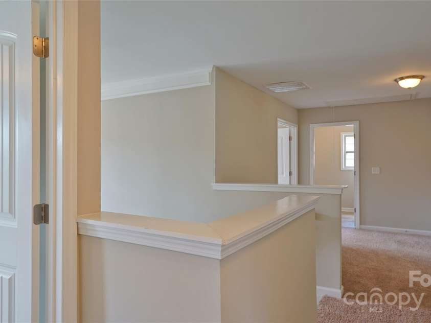 469 Fox Cove Road, Hendersonville, NC 28792.  MLS# CAR4241696, YatesRealty ID 3684. Photos are representative