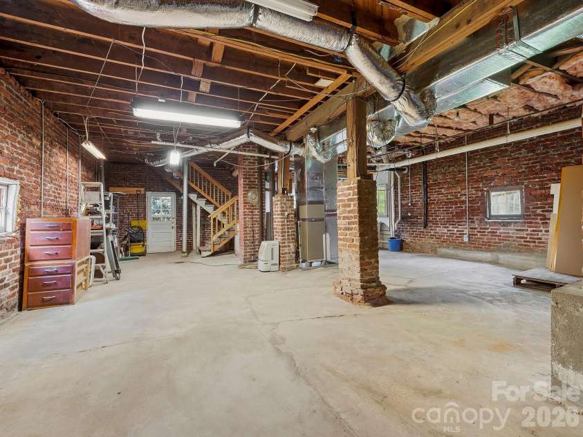 45 Fairfax Avenue, Asheville, NC 28806.  MLS# CAR4398967, YatesRealty ID 36841. 
