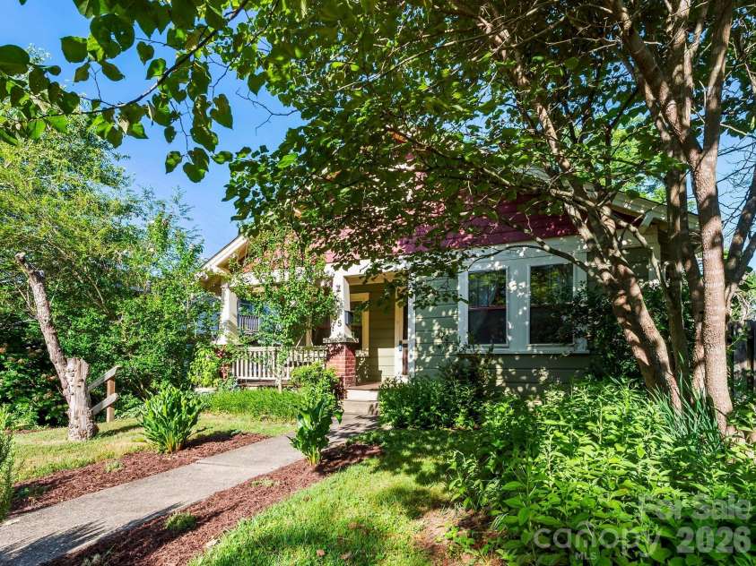45 Fairfax Avenue, Asheville, NC 28806.  MLS# CAR4398967, YatesRealty ID 36841. 