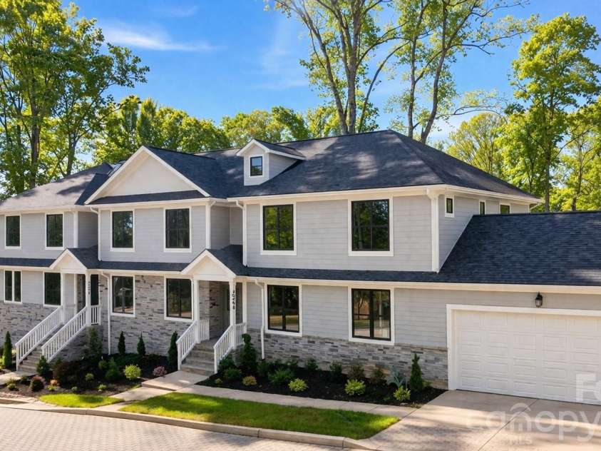 4300 Tangle Drive, Charlotte, NC 28211.  MLS# CAR4366713, YatesRealty ID 36842. Front