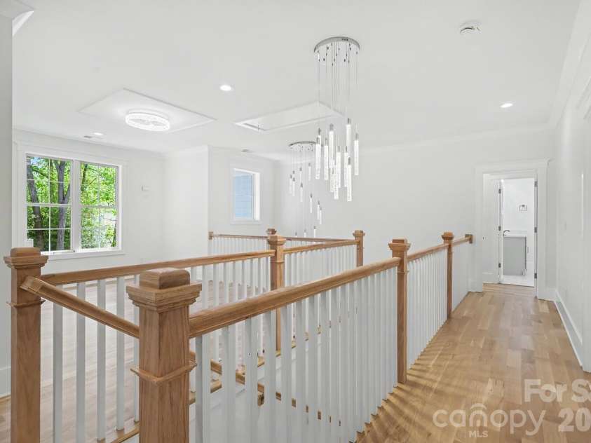 4300 Tangle Drive, Charlotte, NC 28211.  MLS# CAR4366713, YatesRealty ID 36842. Hall