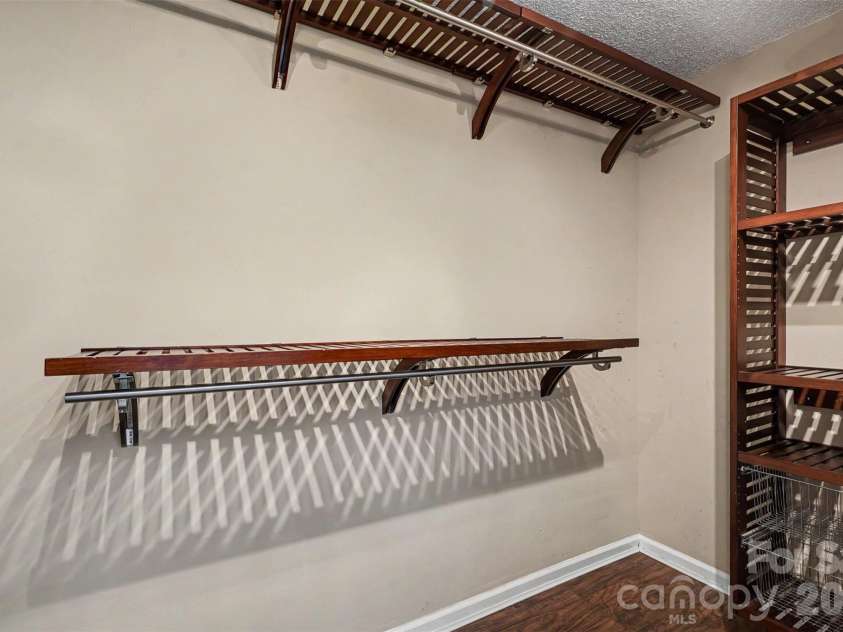 10427 Danesway Lane, Cornelius, NC 28031.  MLS# CAR4398912, YatesRealty ID 36843. 