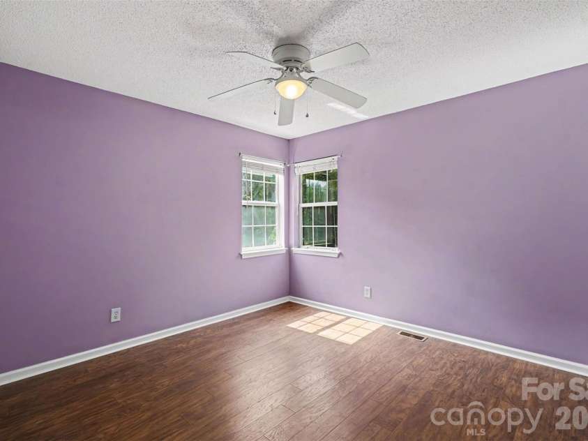 10427 Danesway Lane, Cornelius, NC 28031.  MLS# CAR4398912, YatesRealty ID 36843. 